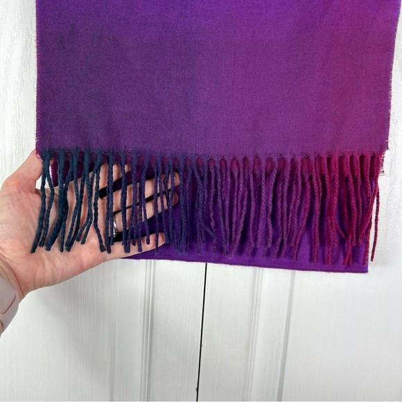 Preston & York, purple, pink ombre fringe scar - Picture 4 of 4